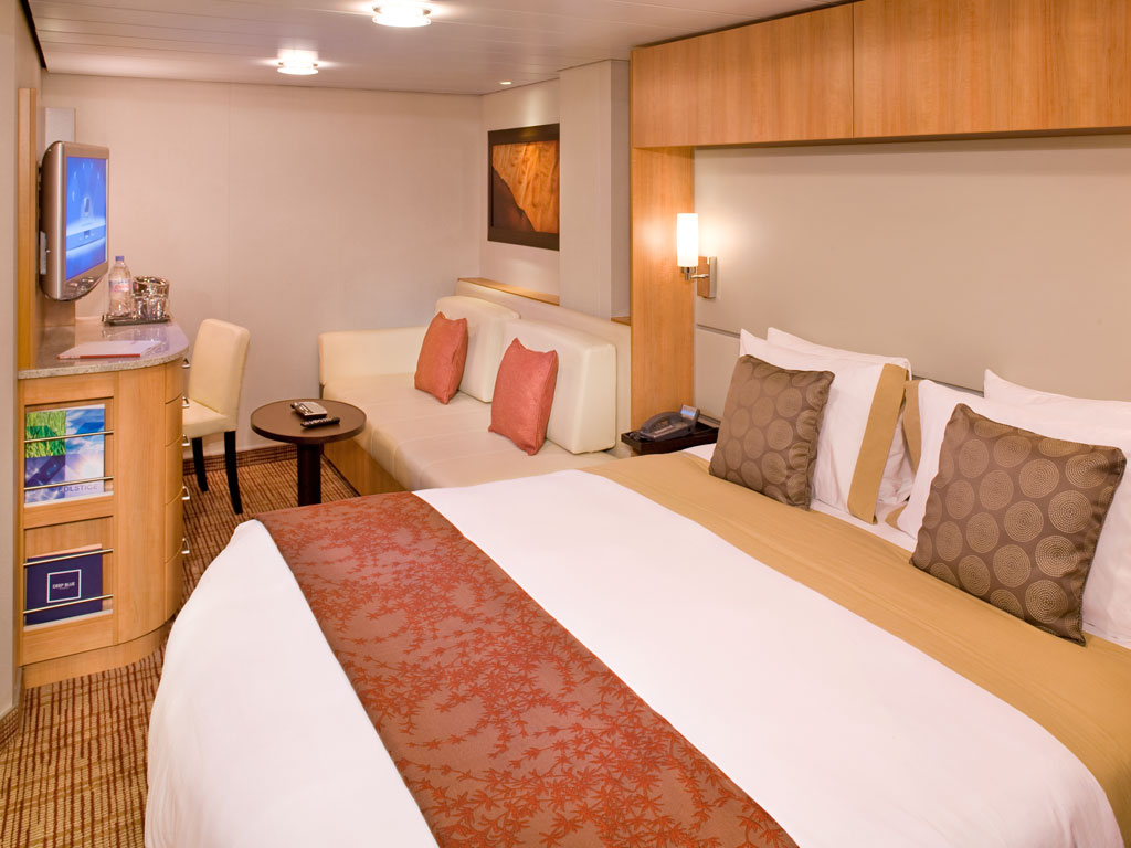 Celebrity Silhouette - 12
