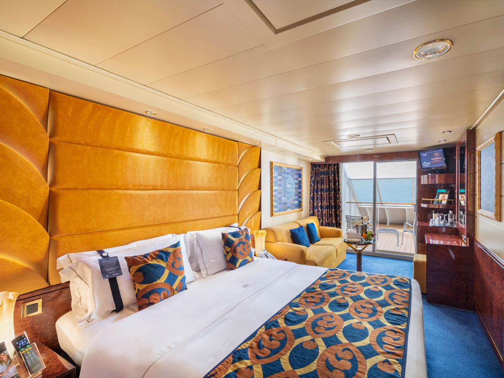 msc fantasia yacht club grand suite