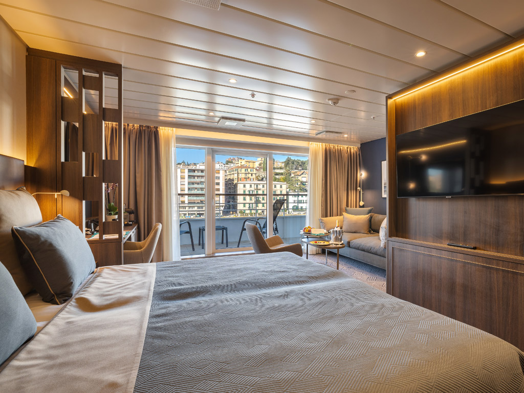MS Artania - Suite mit Balkon