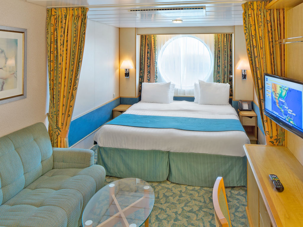 Freedom of the Seas - Geräumige Außenkabine mit Fenster (nicht zu öffnen)
