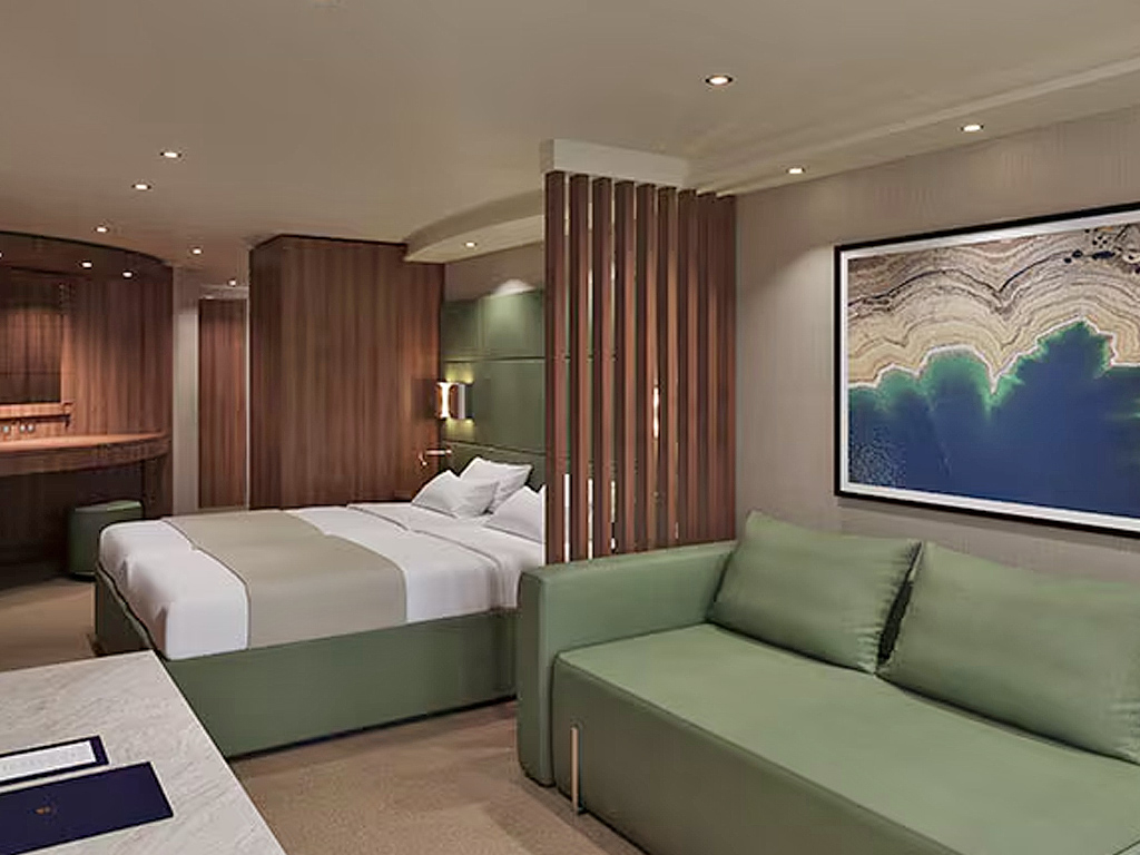 MSC Orchestra - Yacht Club Deluxe Suite mit Balkon