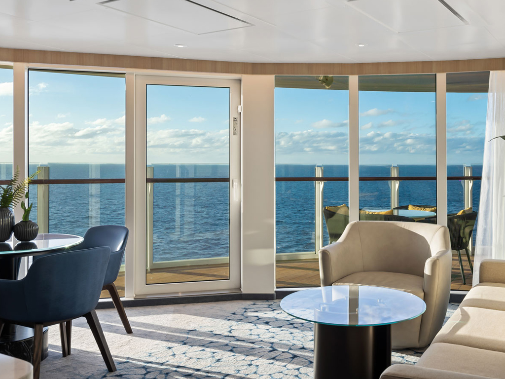 Wonder of the Seas - Aqua Theater Suite mit zwei Schlafzimmern und Balkon