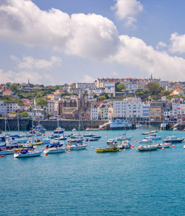 Beispielhafte Impression eines Stopps in St. Peter Port/ Guernsey