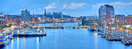 Panoramabild vom Kieler Hafen