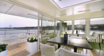Cotton Club mit Veranda auf der River Voyager