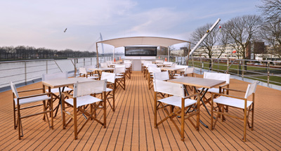 Sonnendeck auf der River Voyager