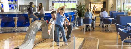 Bowling mit Familie
