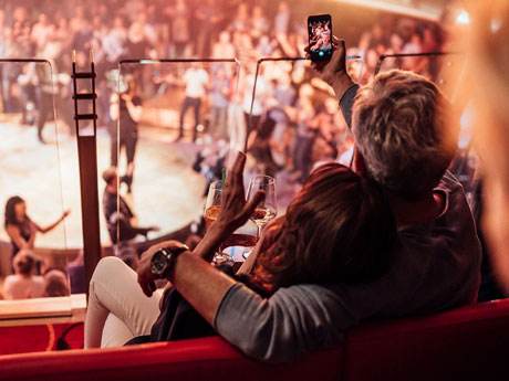 Im Theatrium aufregende Shows erleben