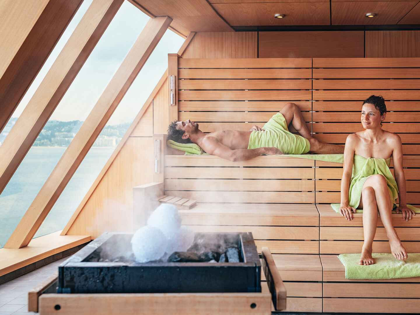 Auf Kurzreise in Sauna erholen